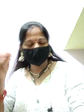 Snapshot of SEEMA_012 chatting on May 11, 2026, 4:29 am SEEMA 012 online show from May 11, 2026, 4:29 am