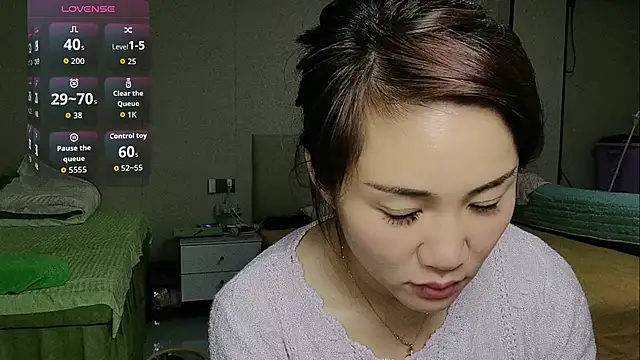 xizi520 online show from April 22, 2026, 5:43 am