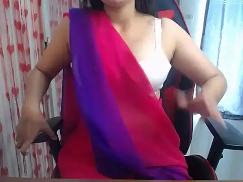 Snapshot of Kinky_babyy chatting on April 8, 2026, 6:46 am Kinky babyy online show from April 8, 2026, 6:46 am