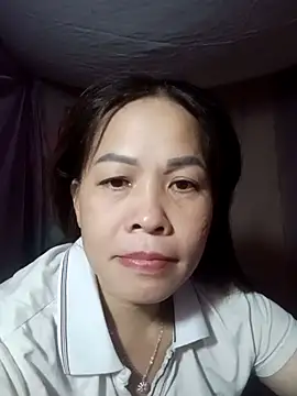 Snapshot of -Luni- chatting on July 29, 2026, 6:22 am -Luni- online show from July 29, 2026, 6:22 am