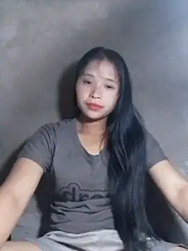 Liss-mimi online show from April 23, 2026, 3:30 am