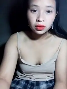 Liss-mimi online show from April 26, 2026, 2:53 am