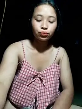 Liss-mimi online show from June 21, 2026, 9:39 pm