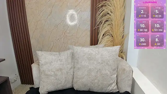 Atiena  online show from May 13, 2026, 6:38 pm