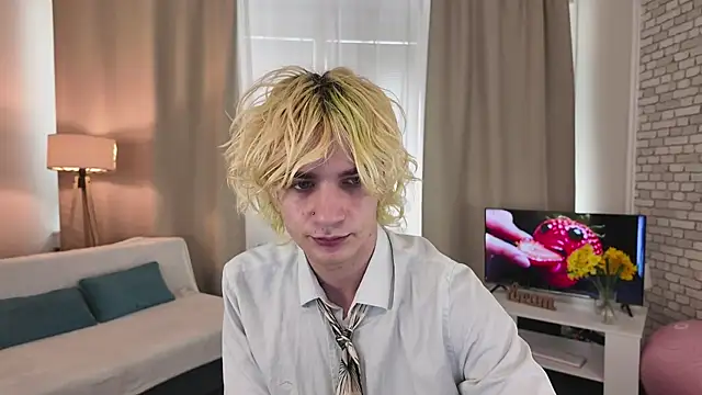 JameMilann online show from May 13, 2026, 1:08 pm