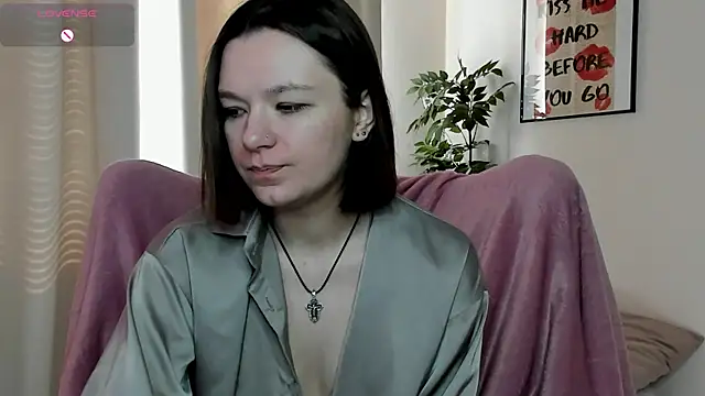Snapshot of kirarogersss chatting on April 11, 2026, 7:24 am kirarogersss online show from April 11, 2026, 7:24 am