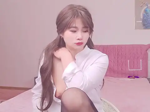 Snapshot of lmnb8888 chatting on April 4, 2026, 10:13 am lmnb8888 online show from April 4, 2026, 10:13 am