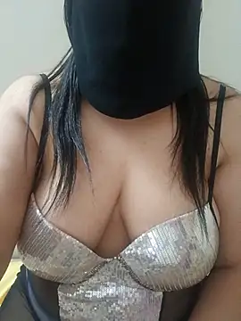 Snapshot of Amira_Egypt chatting on May 30, 2026, 8:28 pm Amira Egypt online show from May 30, 2026, 8:28 pm