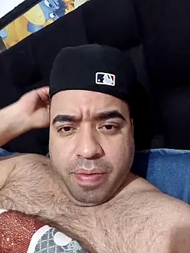Snapshot of Alfonsovid chatting on April 5, 2026, 1:47 am Alfonsovid online show from April 5, 2026, 1:47 am