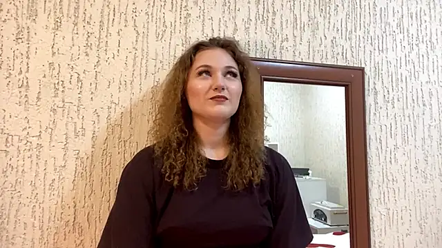 Snapshot of SopfieNiktasha chatting on April 4, 2026, 8:34 am SopfieNiktasha online show from April 4, 2026, 8:34 am