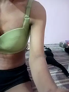 MANSI HORNI86 online show from April 10, 2026, 2:22 pm