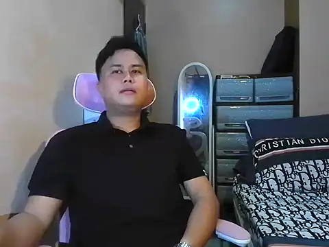 tipsy butter online show from May 30, 2026, 2:58 pm