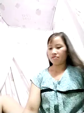Yo-must online show from April 22, 2026, 3:42 am