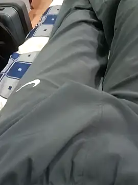 minkzz0 online show from April 14, 2026, 2:01 pm