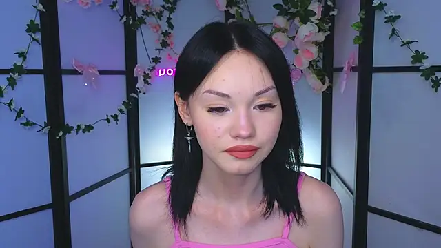 Snapshot of LilySparkls chatting on May 12, 2026, 2:36 pm LilySparkls online show from May 12, 2026, 2:36 pm