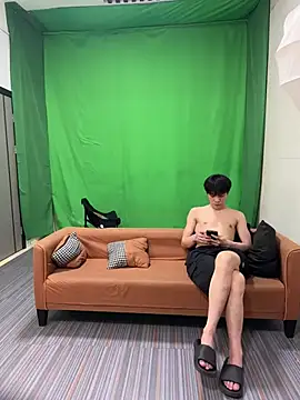 wxh8866 online show from April 7, 2026, 8:48 am