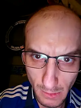 Snapshot of UpbeatXiphias chatting on April 11, 2026, 4:22 pm UpbeatXiphias online show from April 11, 2026, 4:22 pm