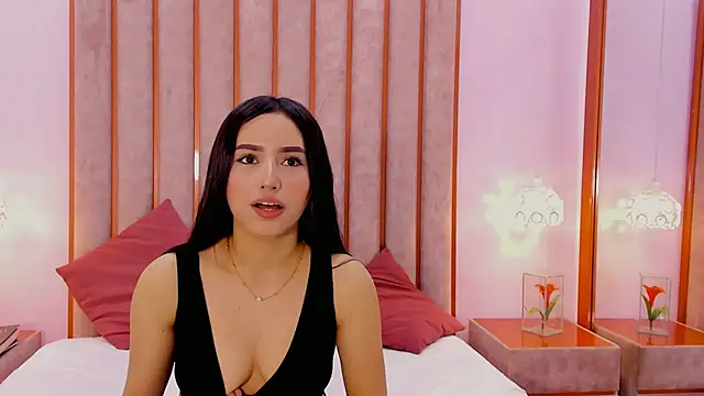 Zoe Monrow online show from May 20, 2026, 12:44 pm