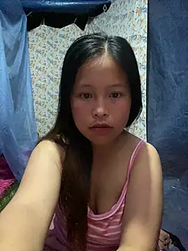 Hini cute online show from May 25, 2026, 2:12 pm