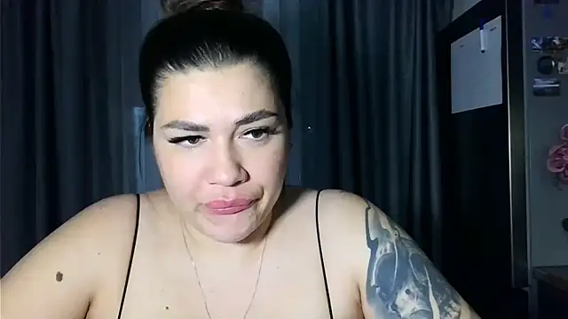 Snapshot of miss_preggie chatting on April 7, 2026, 6:52 pm miss preggie online show from April 7, 2026, 6:52 pm