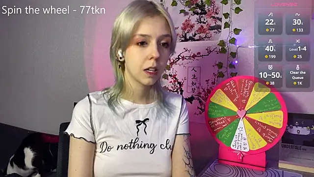 Snapshot of LunaBless chatting on May 30, 2026, 9:34 pm LunaBless online show from May 30, 2026, 9:34 pm