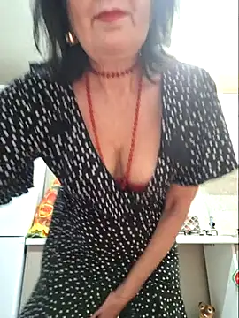 LaliaMia online show from November 9, 2025, 4:00 am