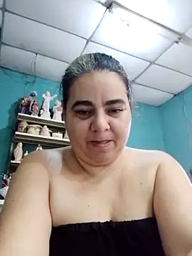 Snapshot of Golositadeamor chatting on July 7, 2026, 9:08 pm Golositadeamor online show from July 7, 2026, 9:08 pm