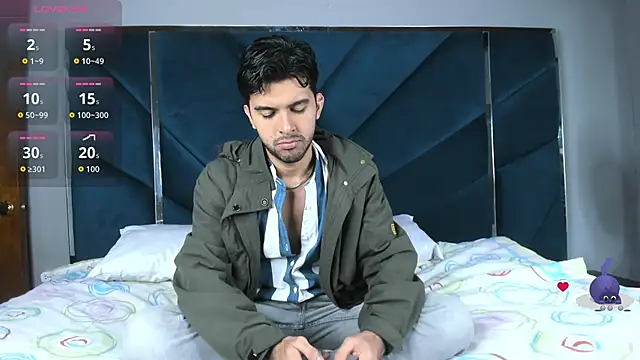 RodrigoColby2 online show from April 15, 2026, 2:40 am