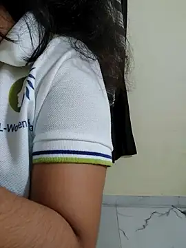 Snapshot of Monika_kumari6 chatting on May 16, 2026, 4:39 pm Monika kumari6 online show from May 16, 2026, 4:39 pm