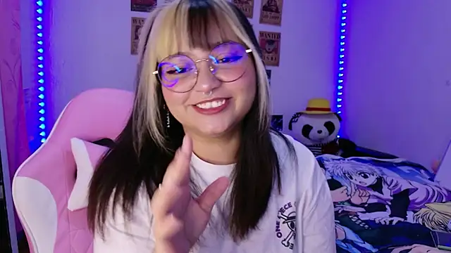 ZoeyDoll  online show from April 16, 2026, 11:18 pm