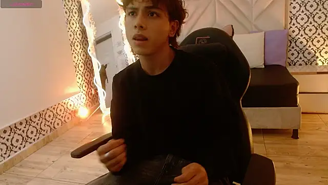 Elian tay online show from April 7, 2026, 11:54 am