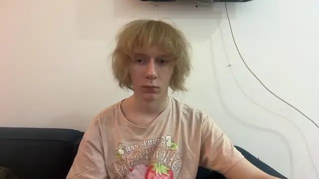 fawnsaint online show from July 8, 2026, 8:24 pm