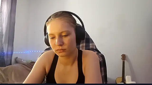 WesleyFrohling online show from April 12, 2026, 6:18 am