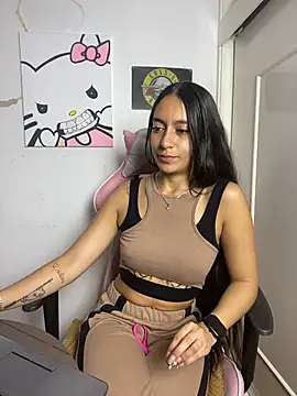 DulceLatinaxo online show from July 7, 2026, 1:08 am