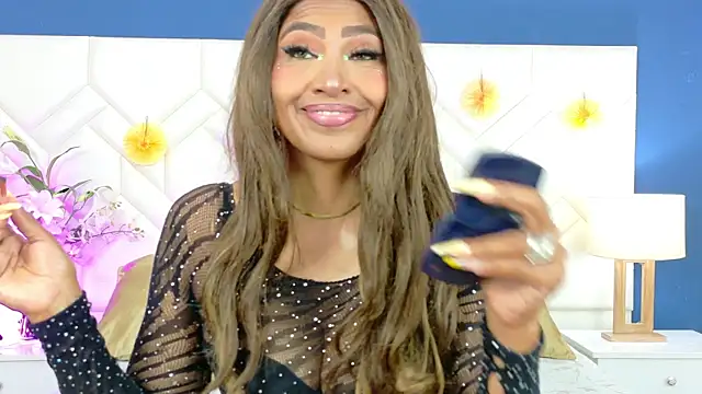 Kiara Parker  online show from June 25, 2026, 8:24 pm