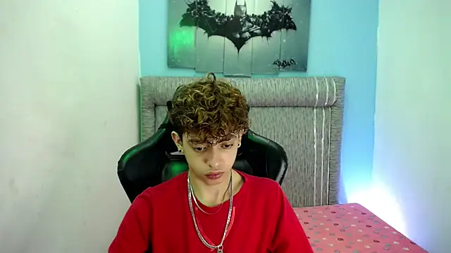 Franyer guy  online show from April 7, 2026, 9:04 pm