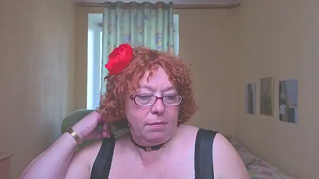 Fara Flutte online show from May 6, 2026, 5:14 am