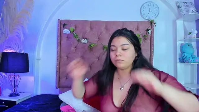 Snapshot of ROSELEI_ chatting on May 22, 2026, 3:57 am ROSELEI online show from May 22, 2026, 3:57 am