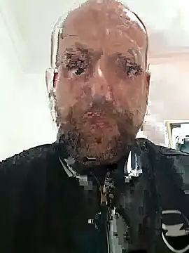 Snapshot of dkay80 chatting on April 7, 2026, 8:53 pm dkay80 online show from April 7, 2026, 8:53 pm