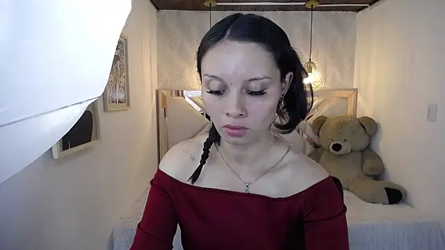 ahmy  online show from May 12, 2026, 8:28 pm