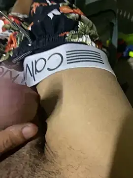 chicocalo online show from April 14, 2026, 4:29 am