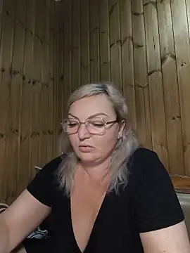 White-Chocolatte online show from May 22, 2026, 5:29 pm