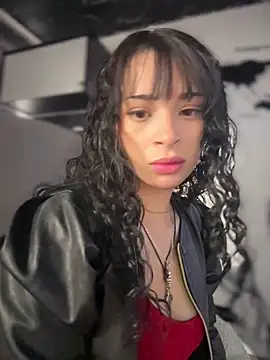 Sasha-firee online show from June 20, 2026, 4:32 pm