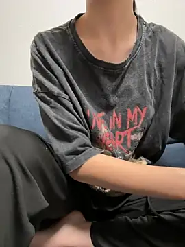 MOMO ch oo online show from June 18, 2026, 1:37 pm