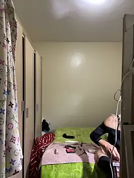 Blacktourmalinee online show from April 8, 2026, 7:14 pm