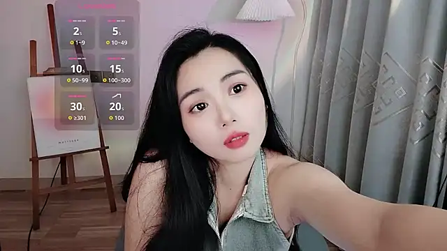 Snapshot of M-CC-M chatting on April 27, 2026, 2:04 pm M-CC-M online show from April 27, 2026, 2:04 pm