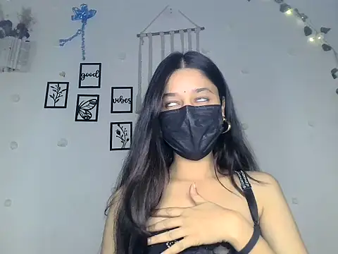 Snapshot of HOT_SNEHA4 chatting on May 13, 2026, 5:27 am HOT SNEHA4 online show from May 13, 2026, 5:27 am