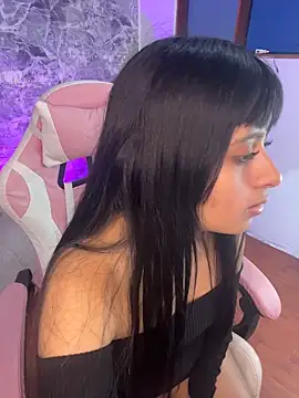 anni99  online show from April 9, 2026, 1:27 pm