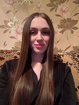 AlinaLove3213 online show from June 3, 2026, 8:03 pm