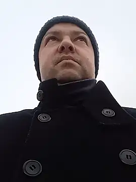 Snapshot of Luceriusbigass chatting on December 16, 2024, 11:12 am Luceriusbigass online show from December 16, 2024, 11:12 am